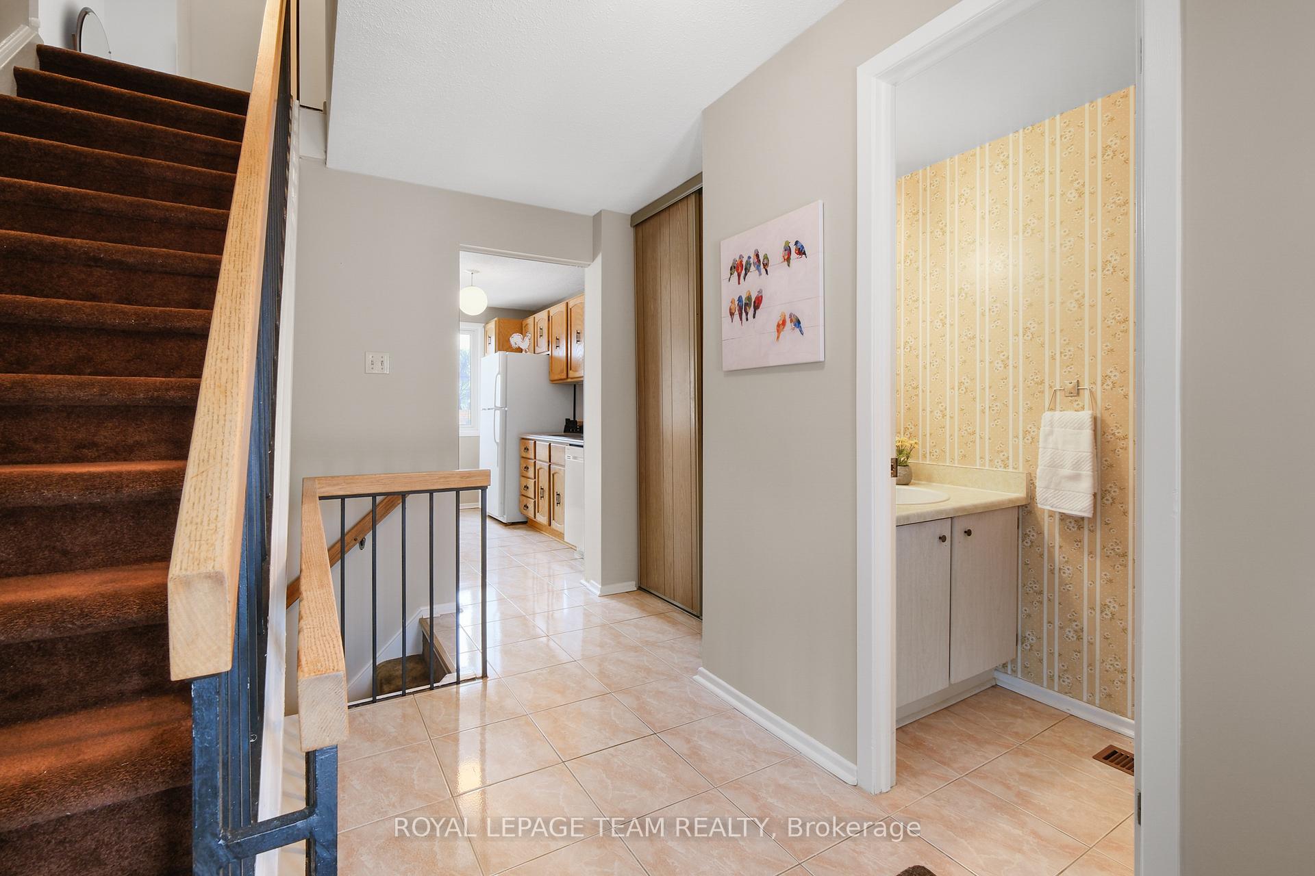 Photo 21 of 1579 Payette Drive, Ottawa, Bilberry Creek/Queenswood Heights — HOMEH