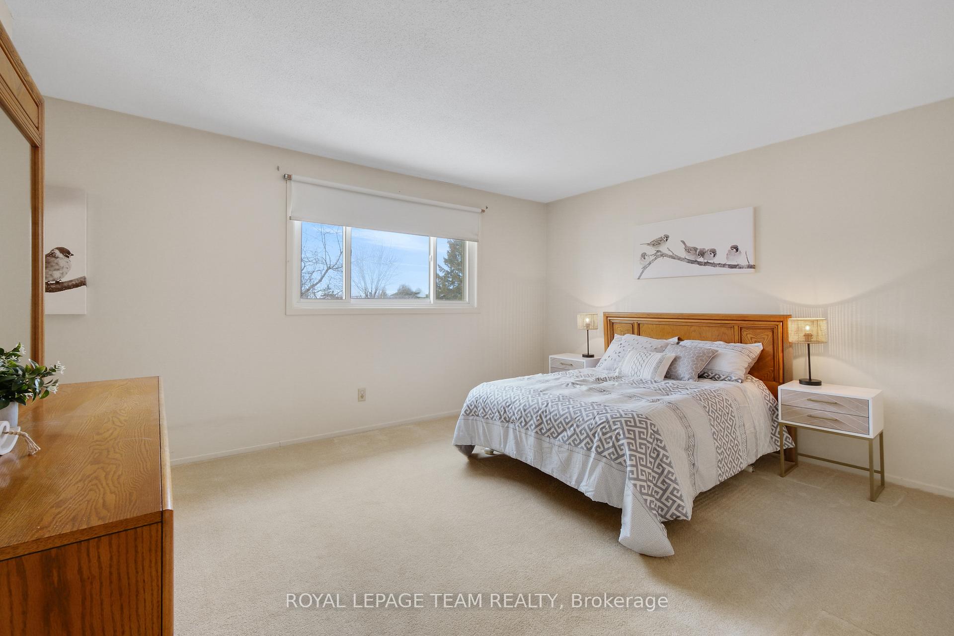 Photo 31 of 1579 Payette Drive, Ottawa, Bilberry Creek/Queenswood Heights — HOMEH