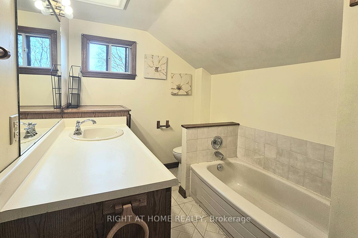Photo 13 of 535 Drew Street, Oshawa, Central — HOMEH