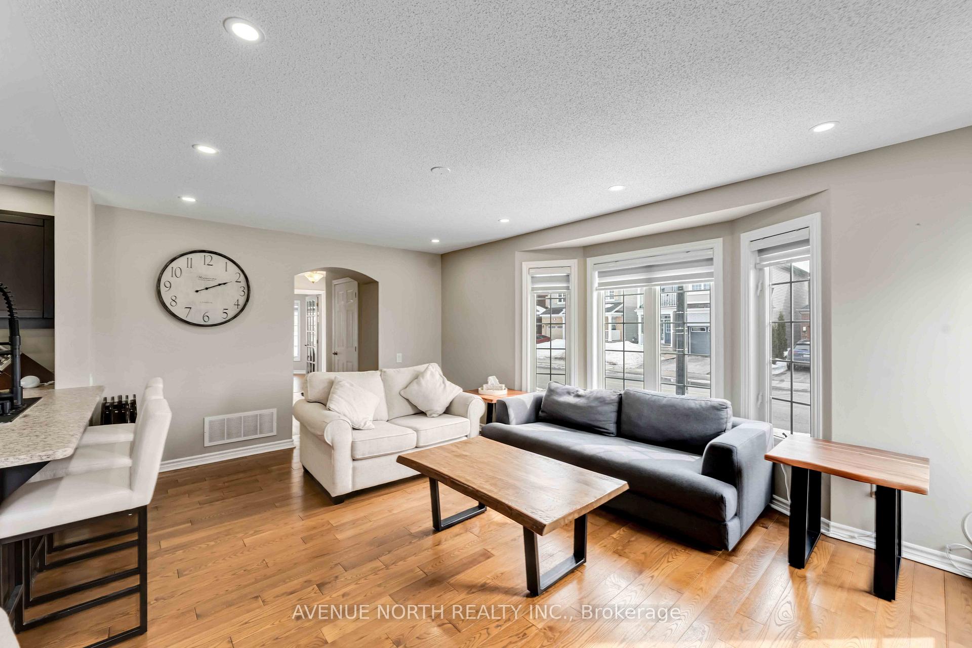 Photo 13 of 152 Eclipse Crescent, Ottawa, Notting Hill/Summerside — HOMEH