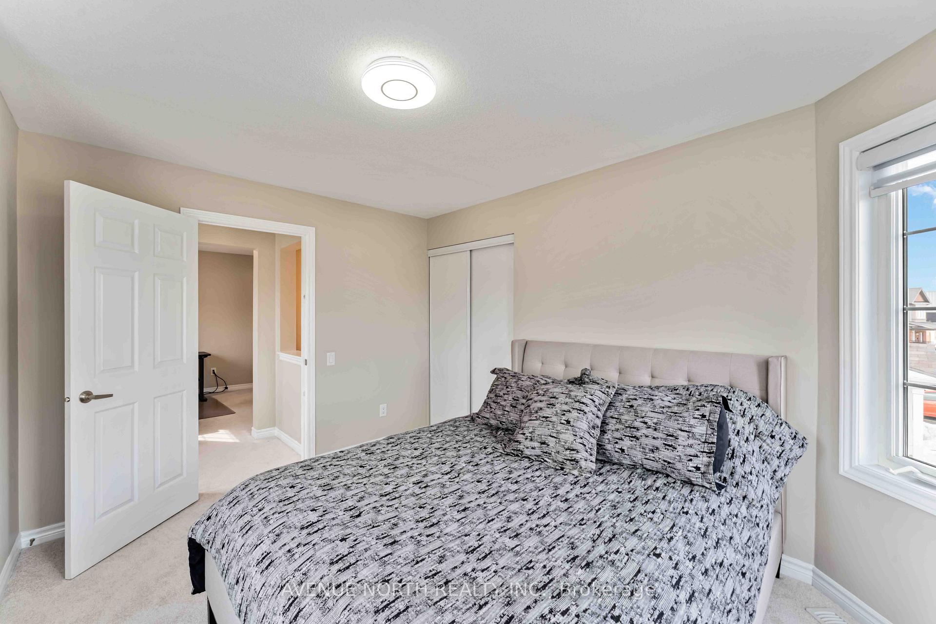 Photo 31 of 152 Eclipse Crescent, Ottawa, Notting Hill/Summerside — HOMEH