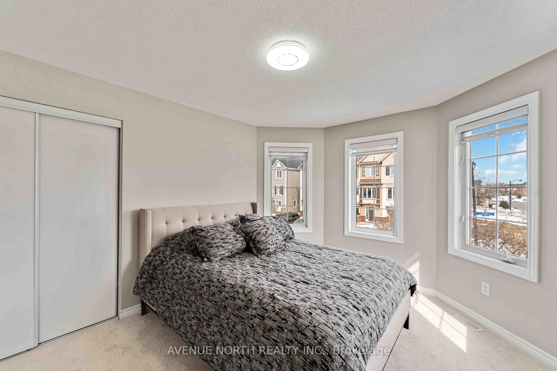 Photo 33 of 152 Eclipse Crescent, Ottawa, Notting Hill/Summerside — HOMEH
