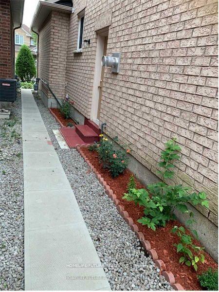 Photo 2 of Unit Bsmt, 480 Rougewalk Drive, Pickering, Rouge Park — HOMEH