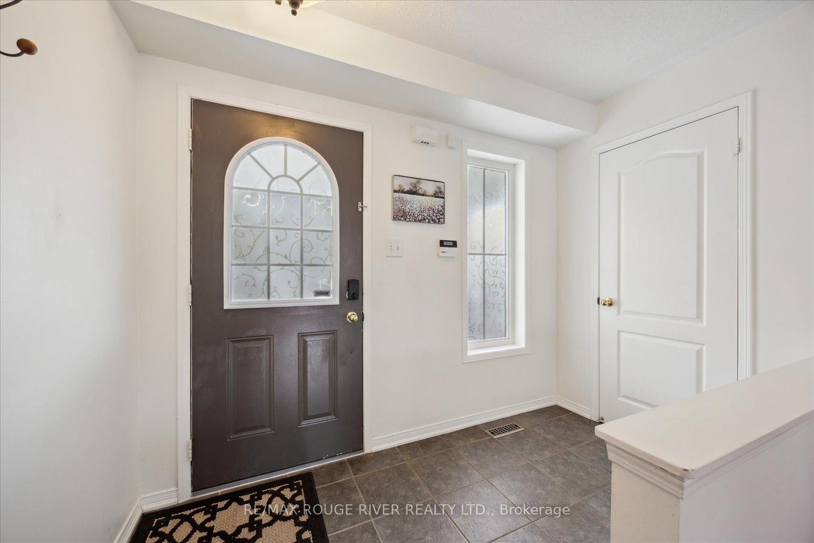 Photo 5 of 1654 Yardley Street, Oshawa, Taunton — HOMEH