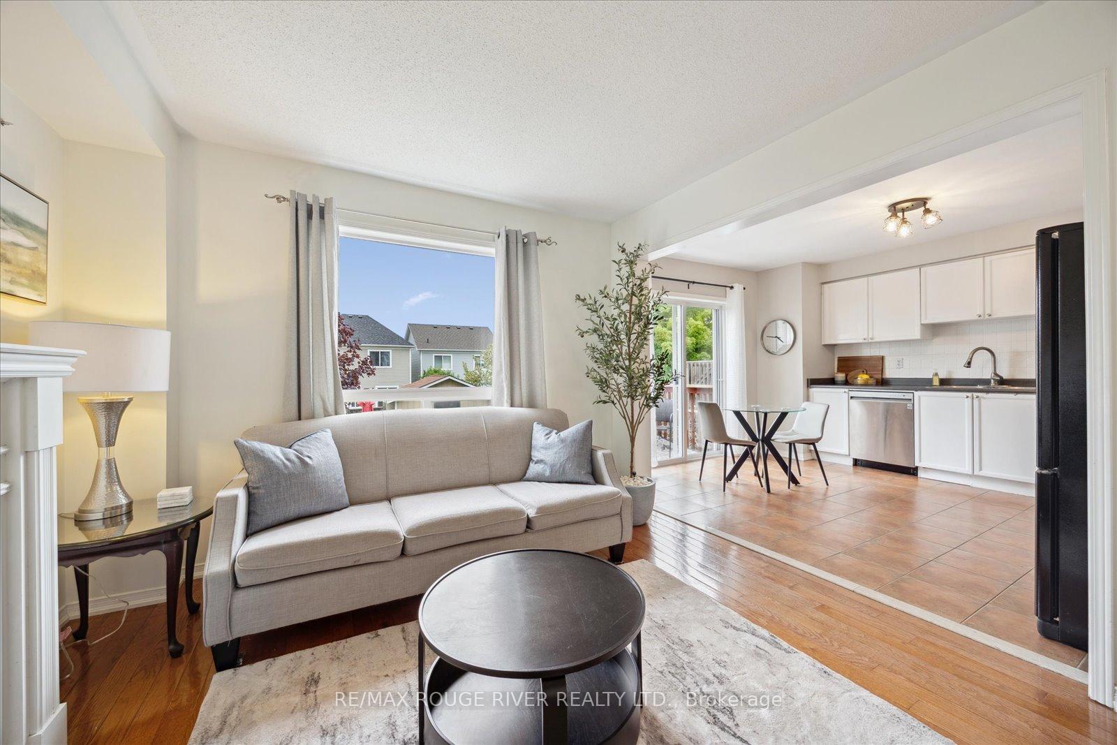 Photo 11 of 1654 Yardley Street, Oshawa, Taunton — HOMEH