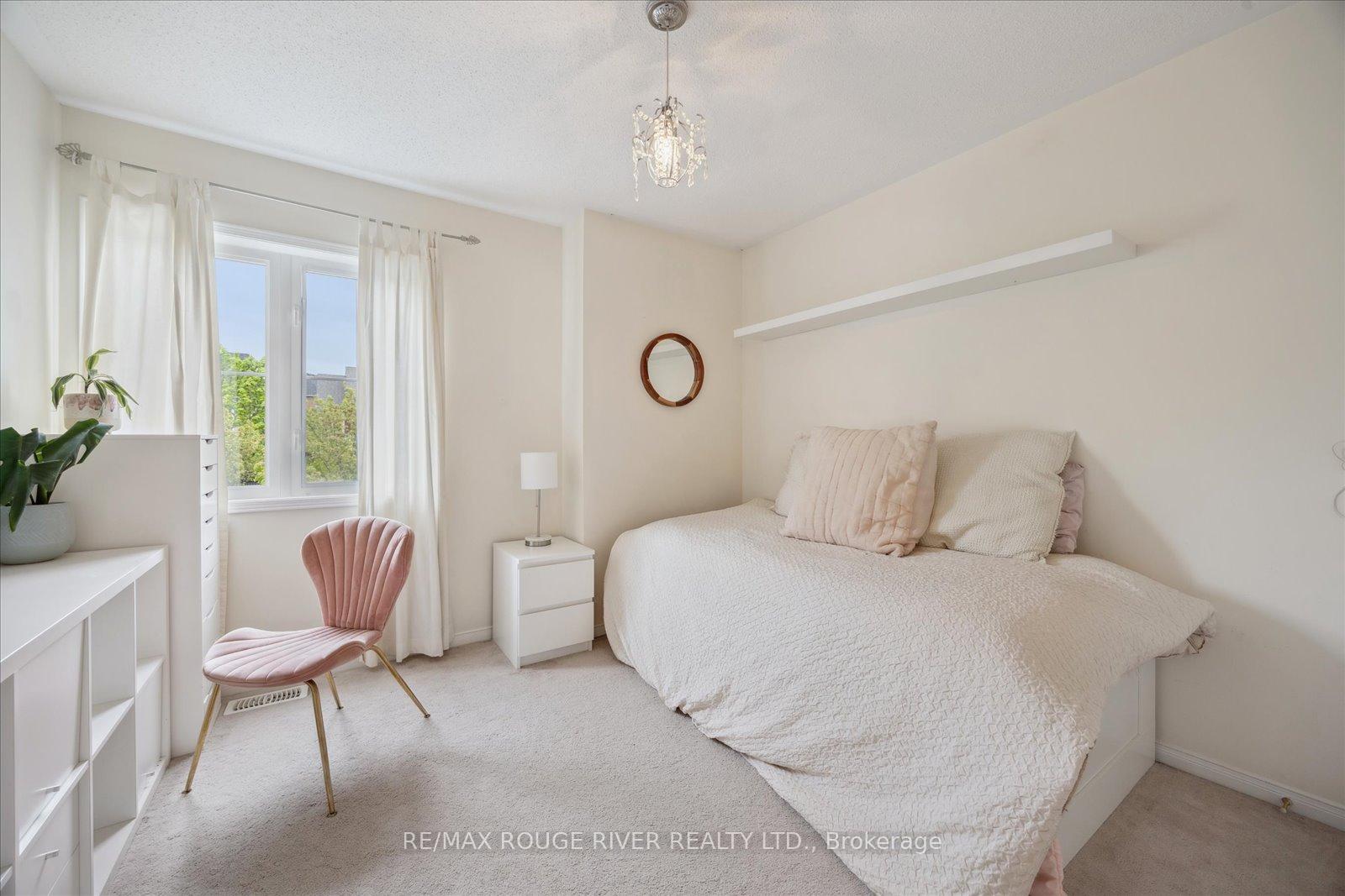 Photo 23 of 1654 Yardley Street, Oshawa, Taunton — HOMEH