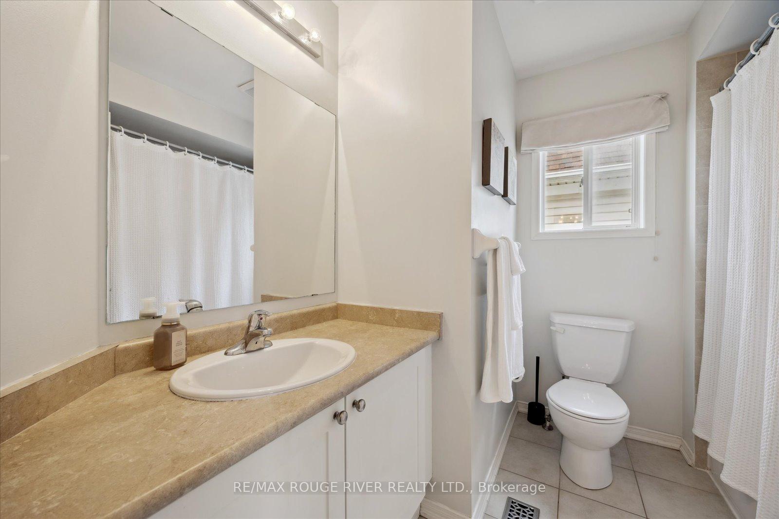 Photo 24 of 1654 Yardley Street, Oshawa, Taunton — HOMEH