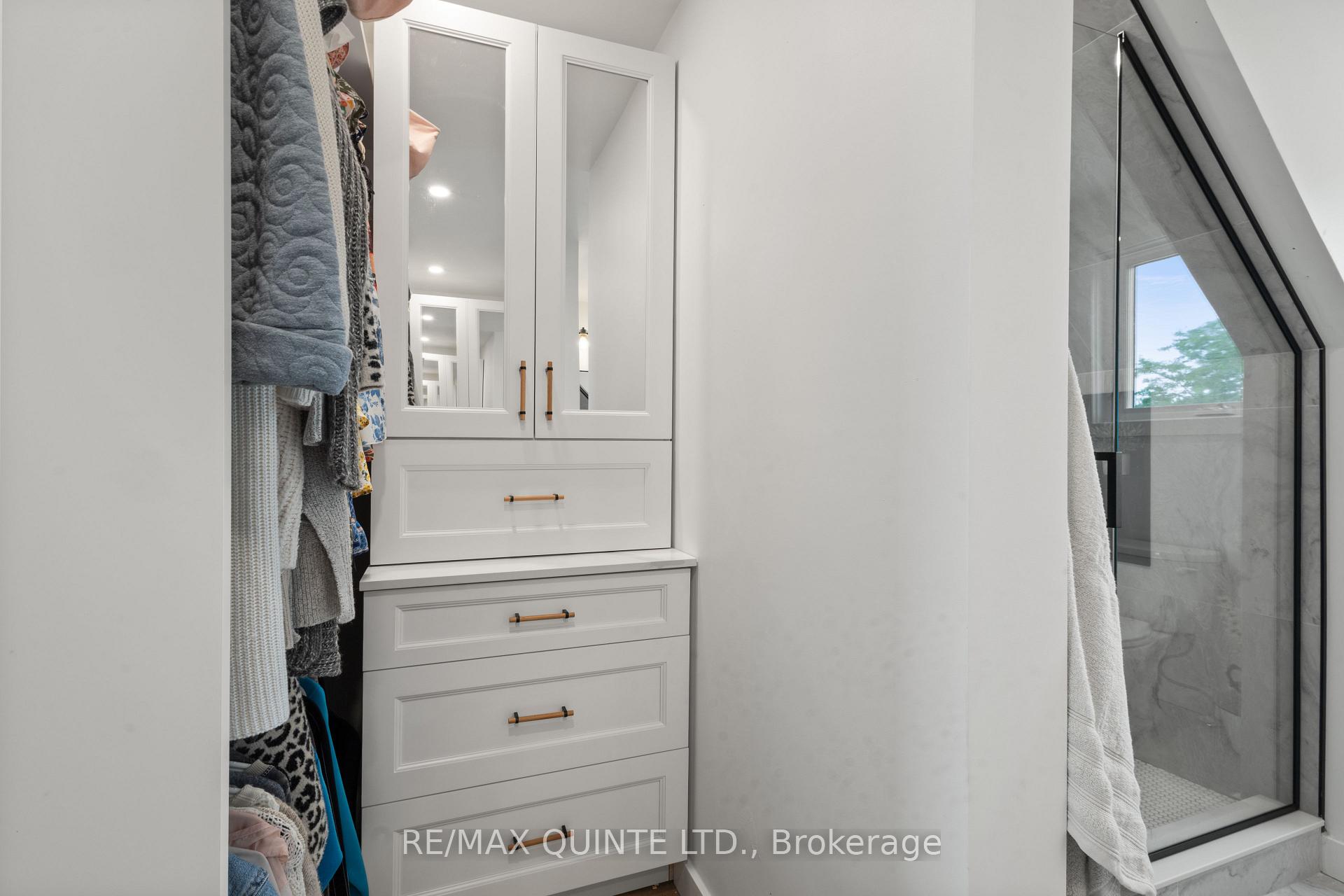 Photo 34 of 3130 County Rd 3, Prince Edward County, Ameliasburg Ward — HOMEH