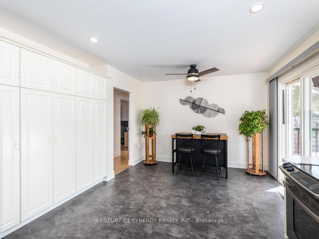 Photo 12 of 261 James Avenue, Renfrew — HOMEH