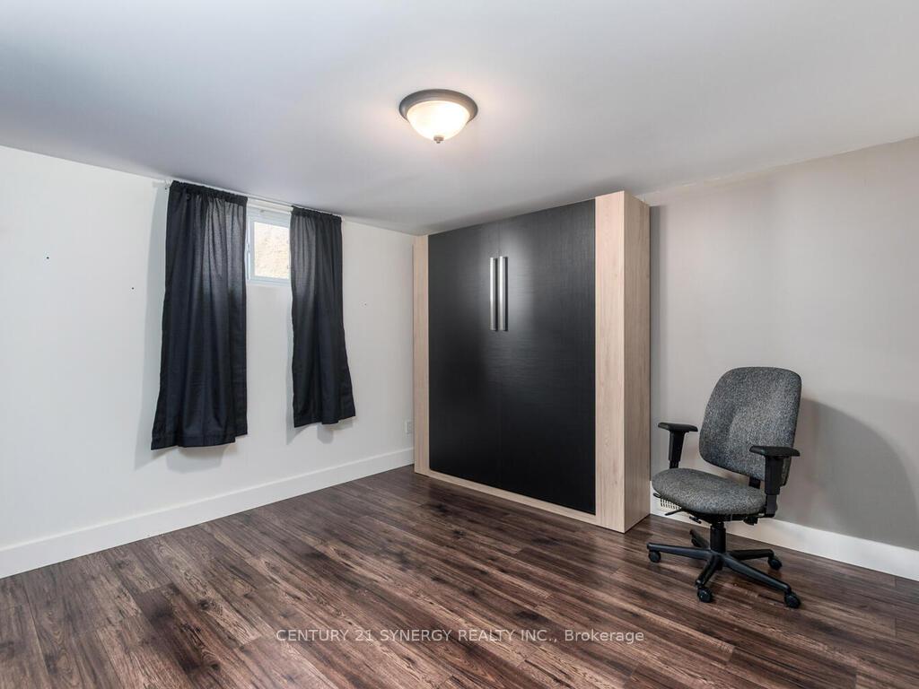 Photo 25 of 261 James Avenue, Renfrew — HOMEH
