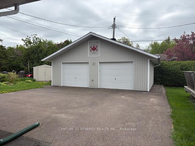 Photo 29 of 261 James Avenue, Renfrew — HOMEH
