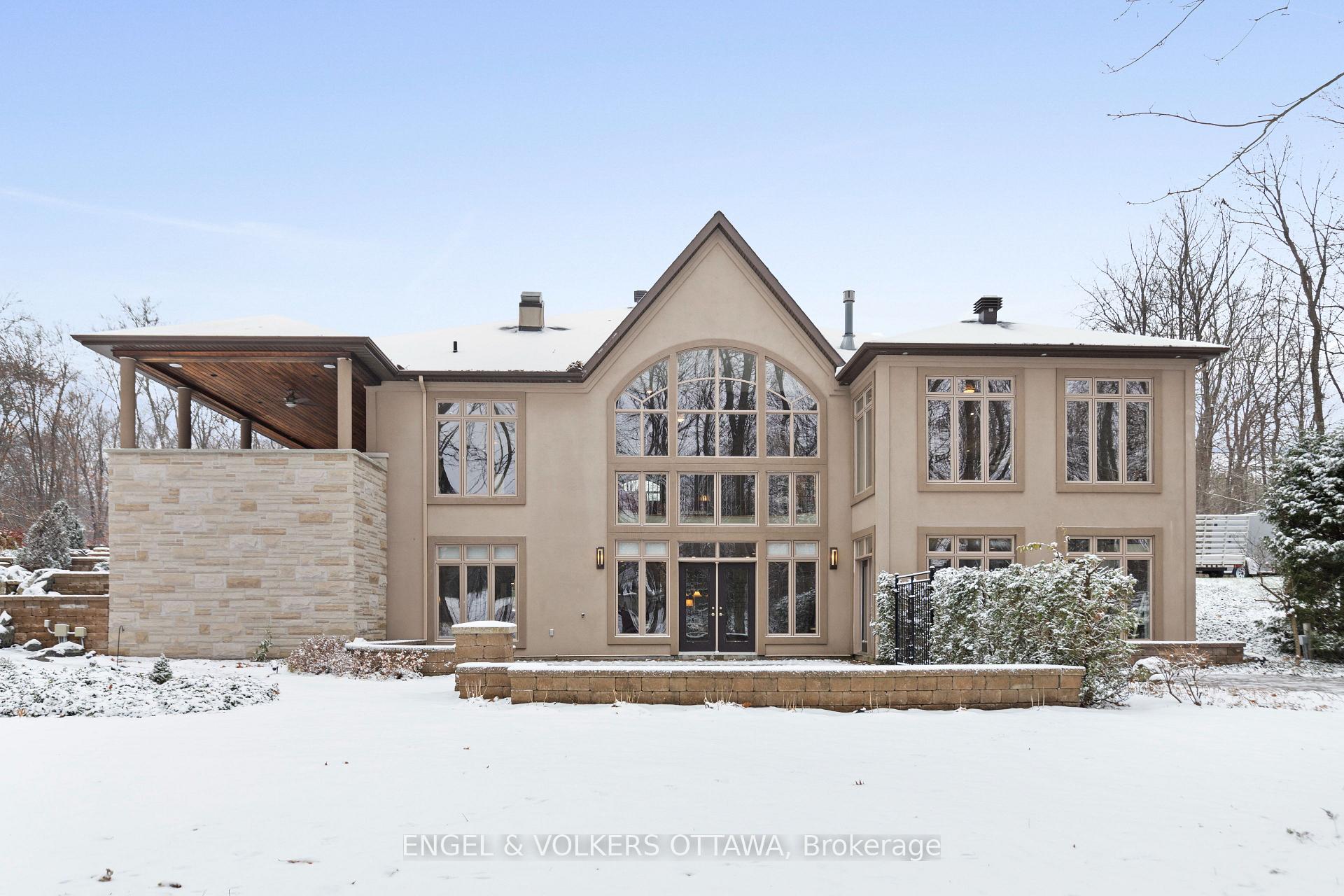 Photo 4 of 1420 Royal Maple Drive S, Ottawa, Cumberland Ridge — HOMEH