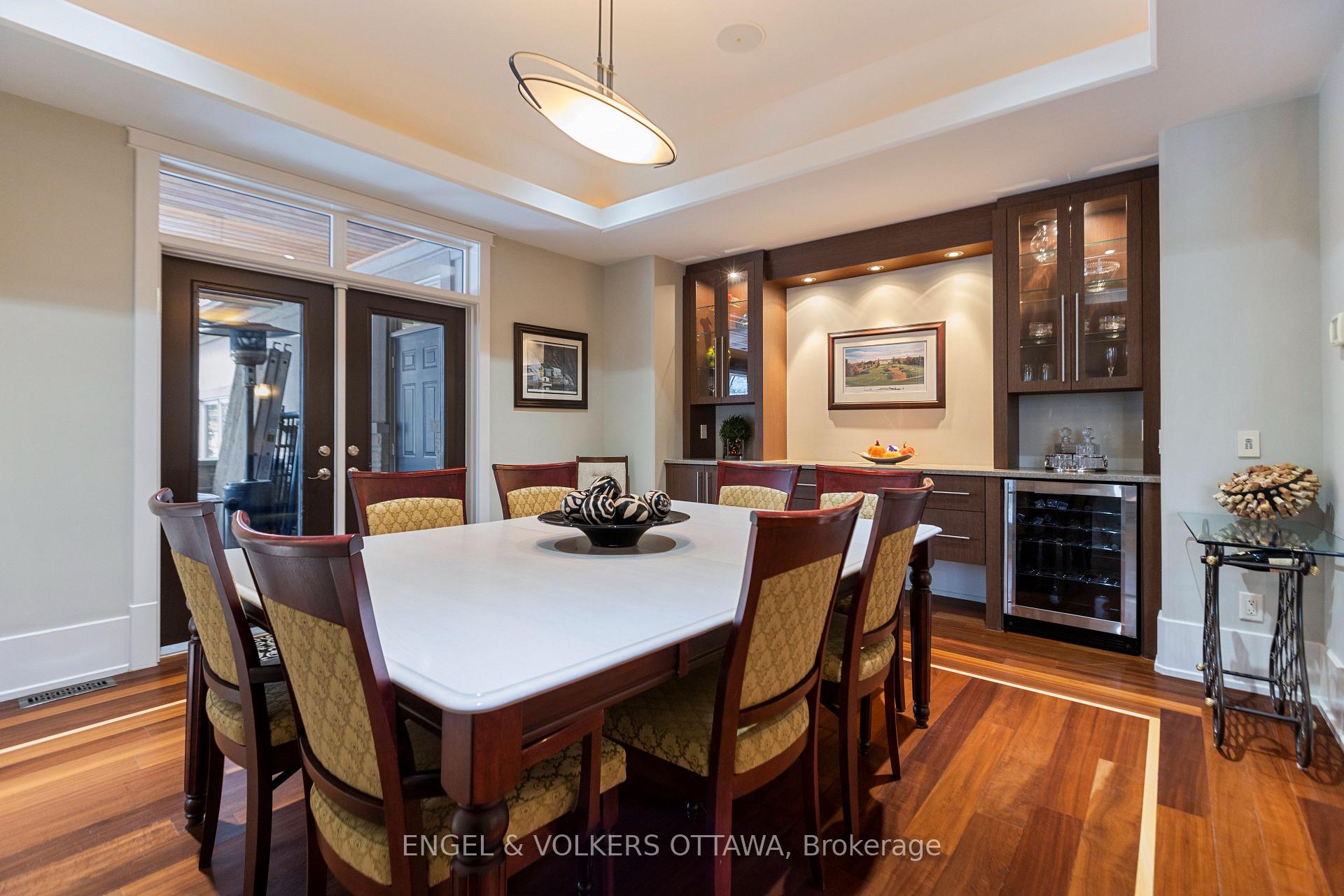 Photo 9 of 1420 Royal Maple Drive S, Ottawa, Cumberland Ridge — HOMEH