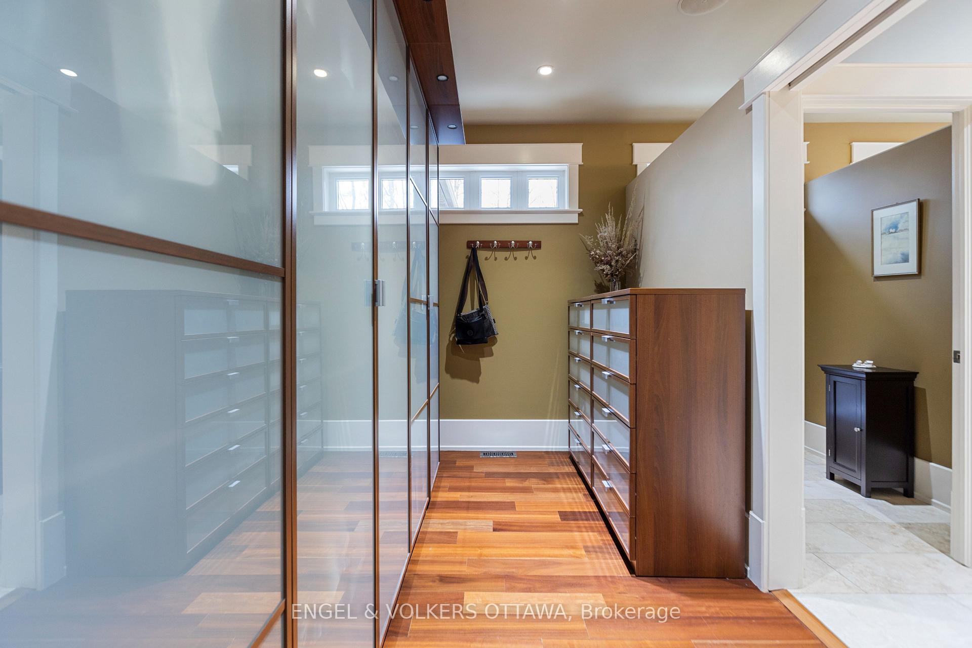Photo 26 of 1420 Royal Maple Drive S, Ottawa, Cumberland Ridge — HOMEH