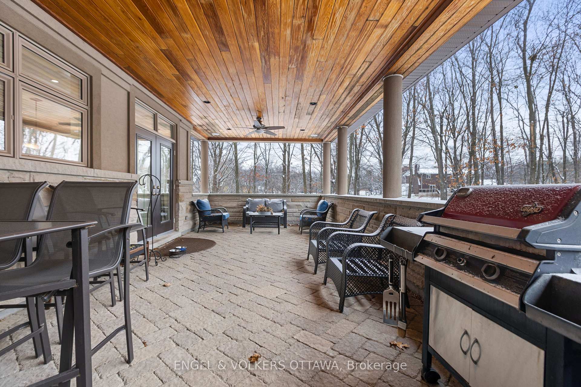 Photo 38 of 1420 Royal Maple Drive S, Ottawa, Cumberland Ridge — HOMEH