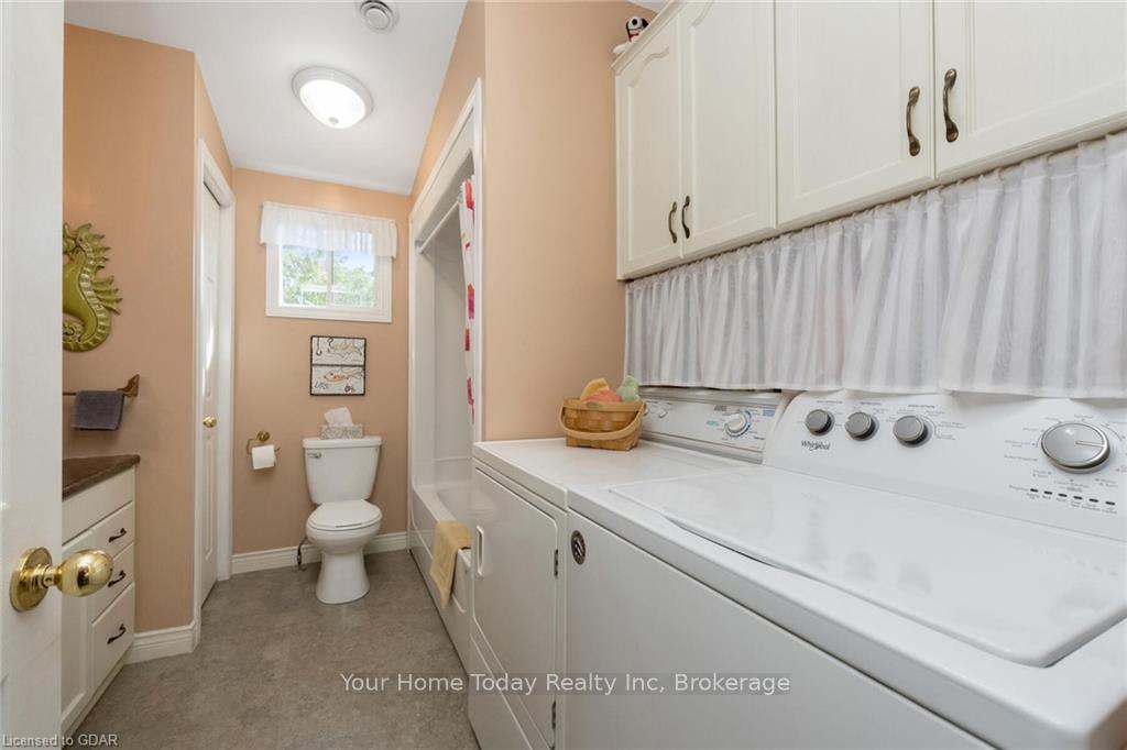 Photo 19 of 10 Pine Road, Puslinch, Rural Puslinch East — HOMEH