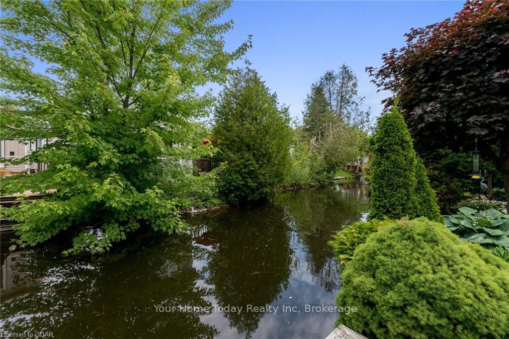 Photo 36 of 10 Pine Road, Puslinch, Rural Puslinch East — HOMEH