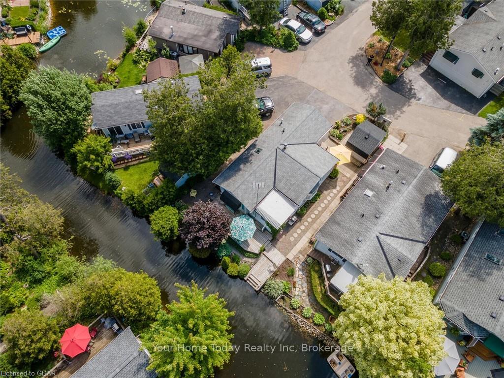 Photo 44 of 10 Pine Road, Puslinch, Rural Puslinch East — HOMEH