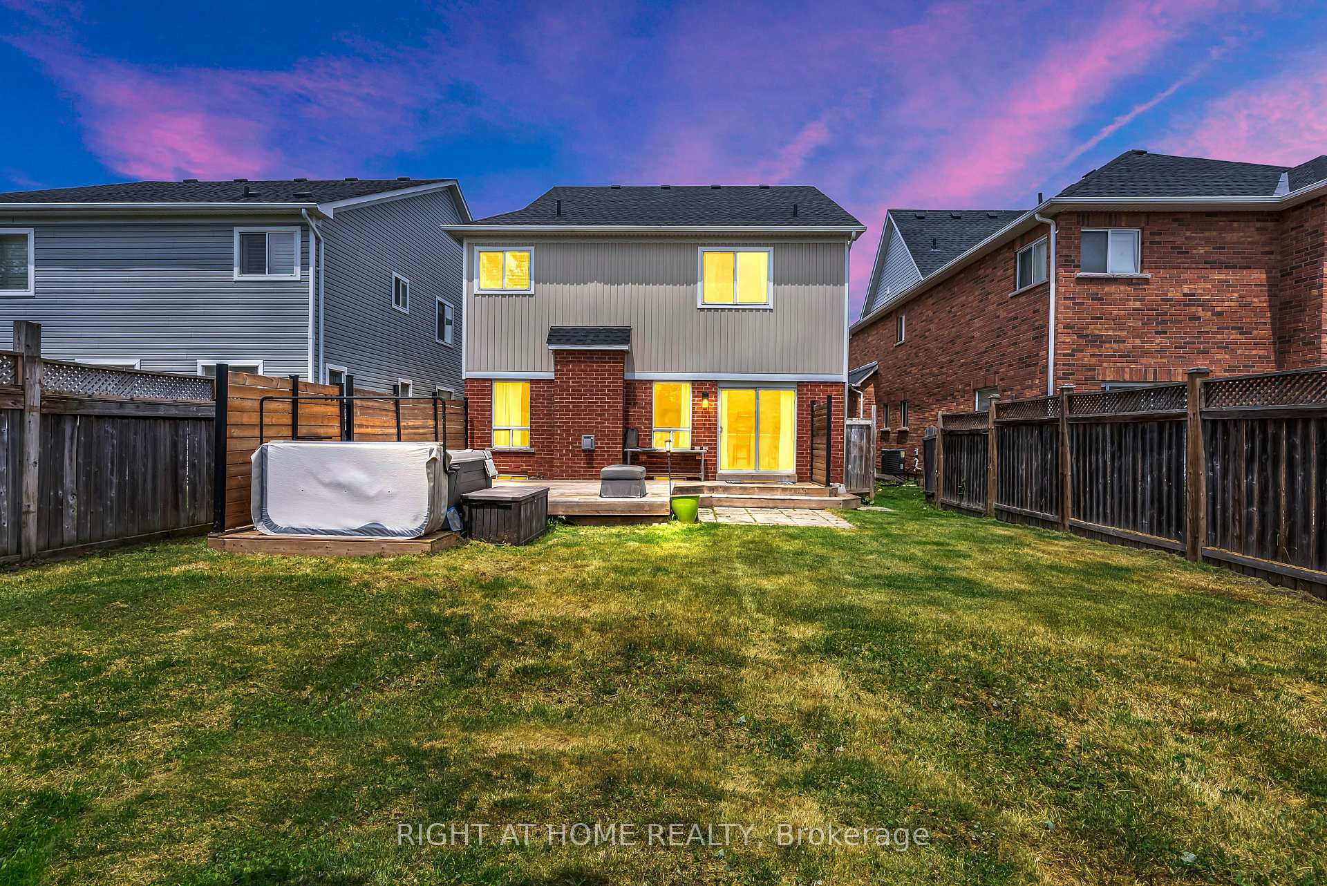 Photo 5 of 1369 Coldstream Drive, Oshawa, Taunton — HOMEH