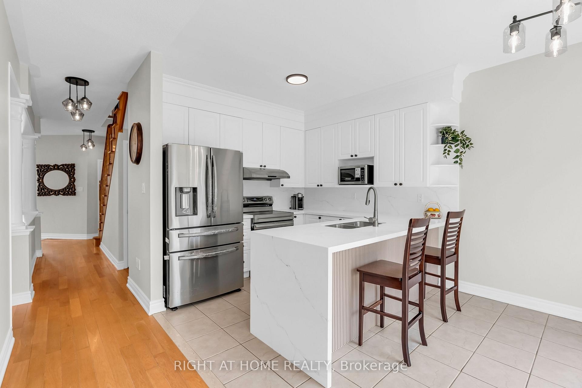Photo 18 of 1369 Coldstream Drive, Oshawa, Taunton — HOMEH