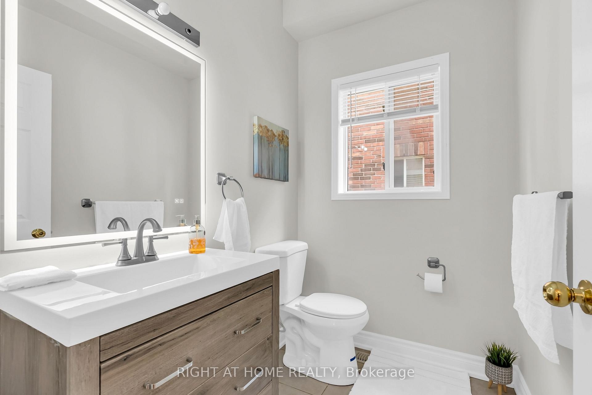Photo 21 of 1369 Coldstream Drive, Oshawa, Taunton — HOMEH