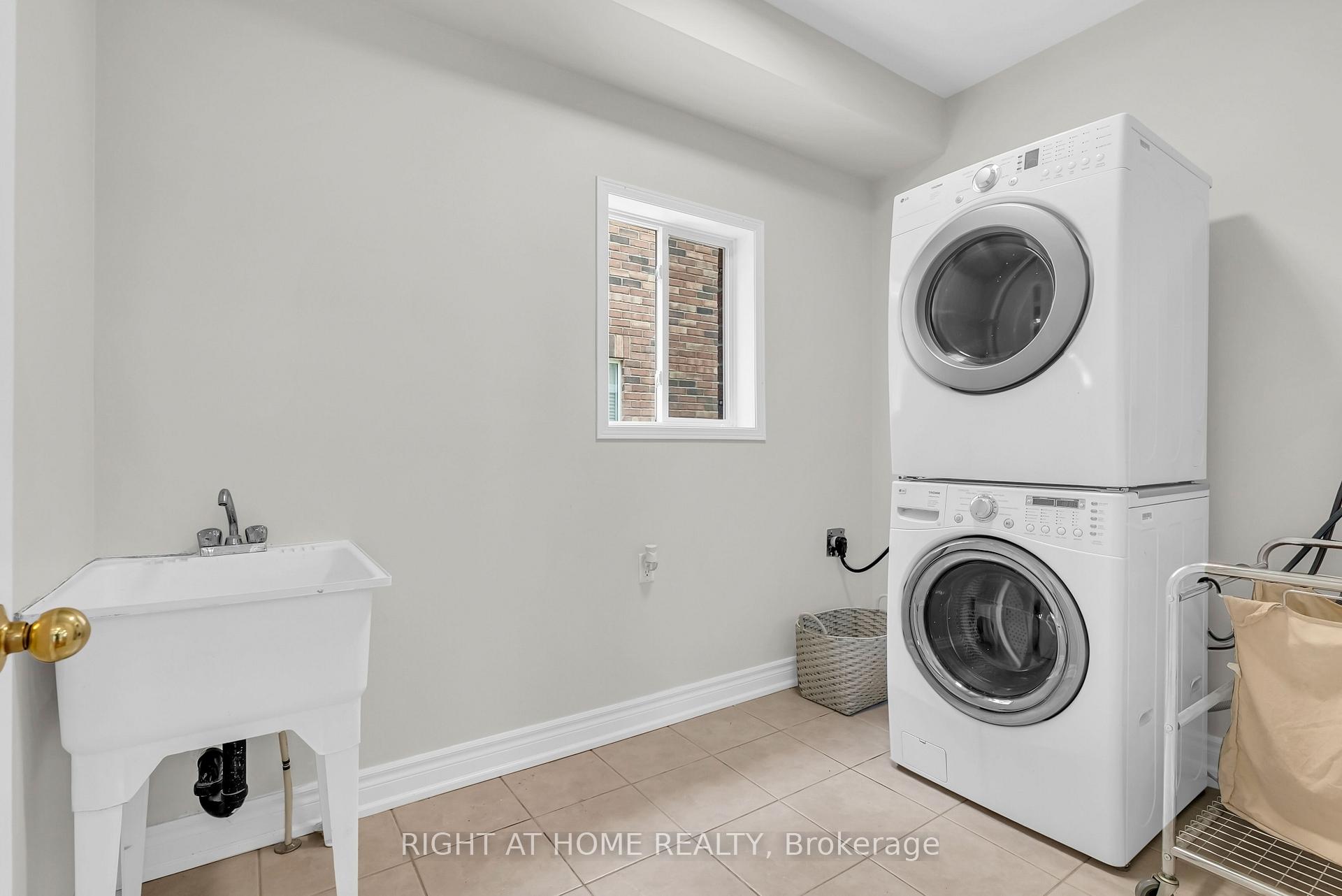 Photo 22 of 1369 Coldstream Drive, Oshawa, Taunton — HOMEH