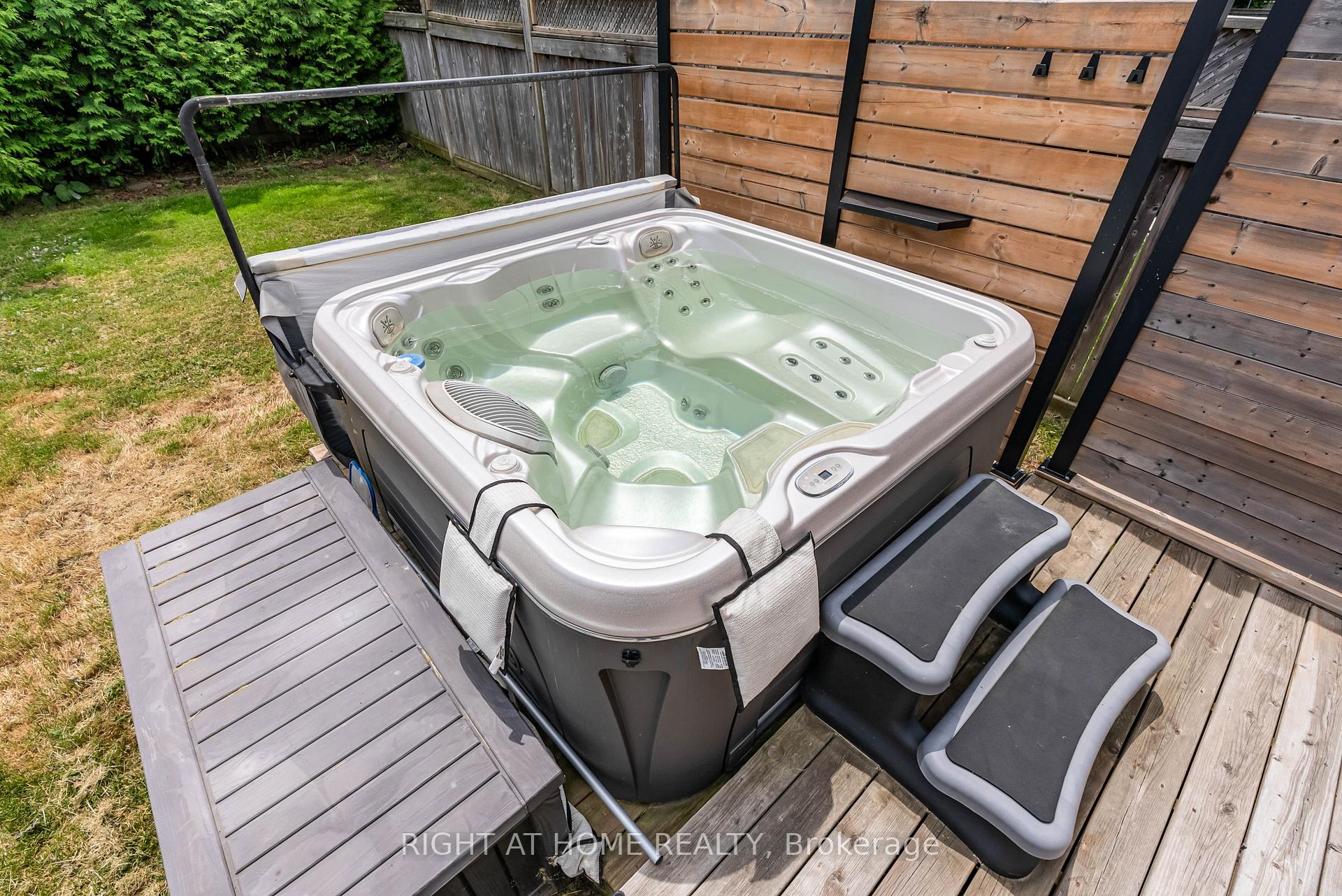 Photo 43 of 1369 Coldstream Drive, Oshawa, Taunton — HOMEH