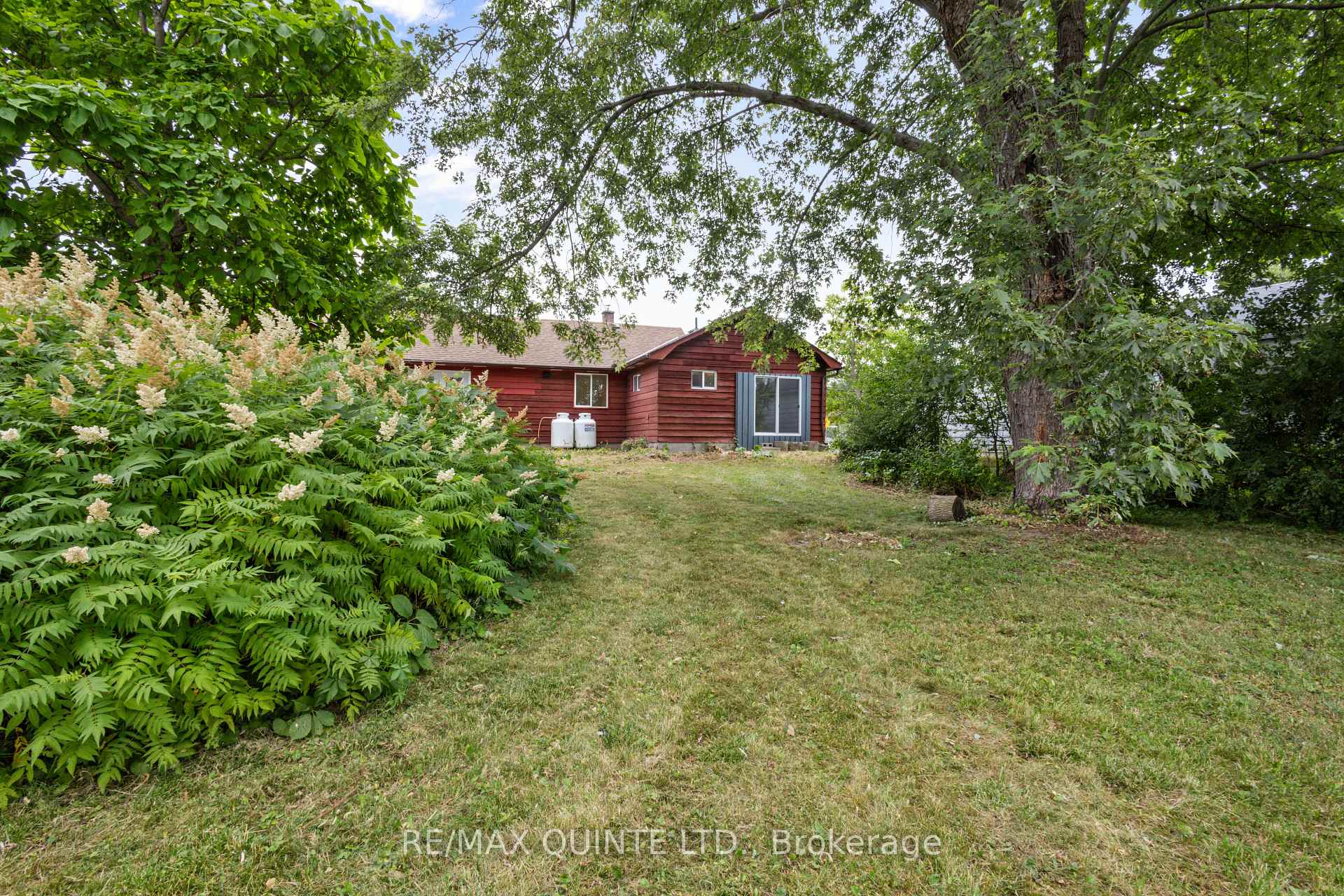 Photo 9 of 787 County Rd 28, Prince Edward County, Ameliasburg Ward — HOMEH