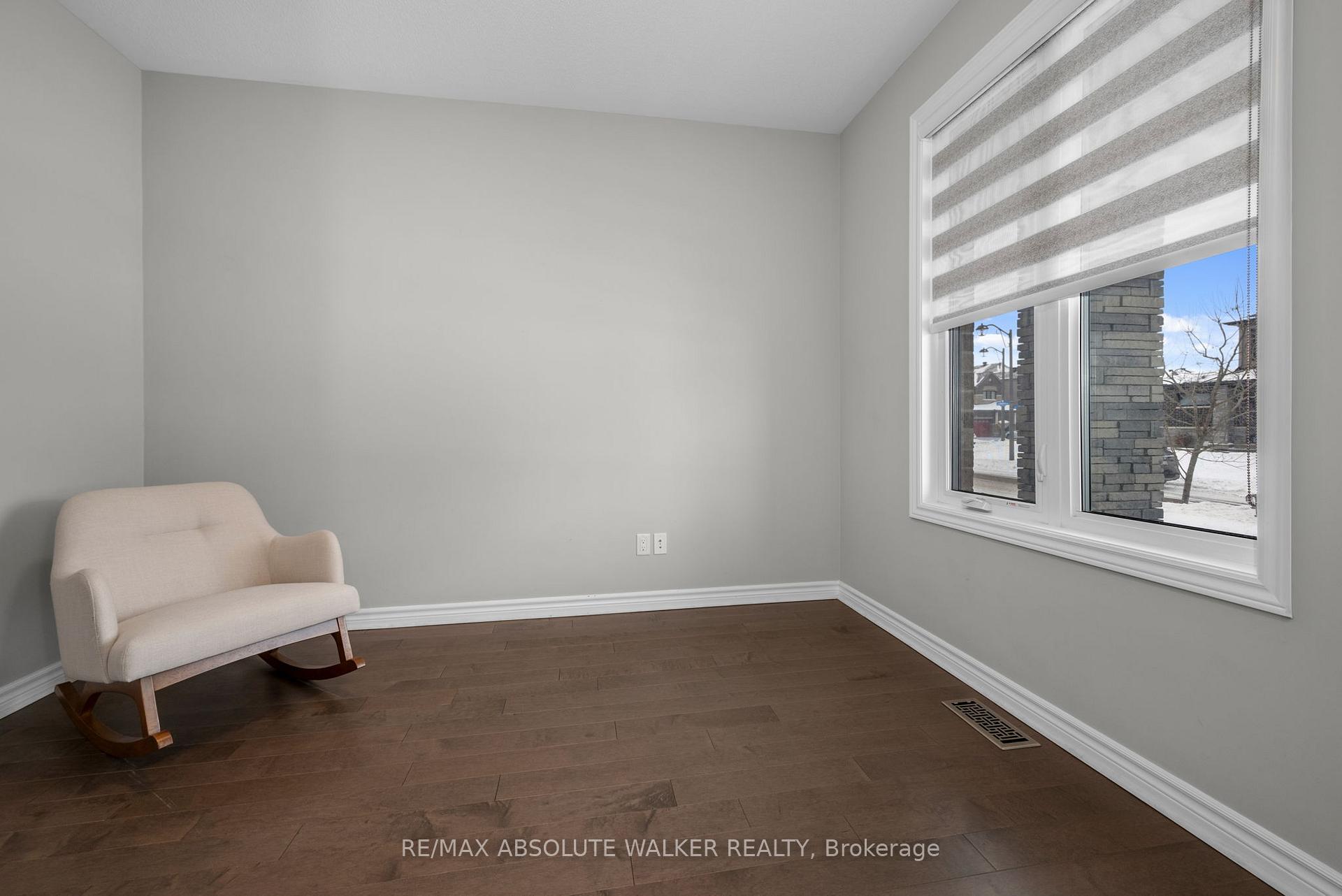 Photo 4 of 415 Hepatica Way, Ottawa, Avalon West — HOMEH