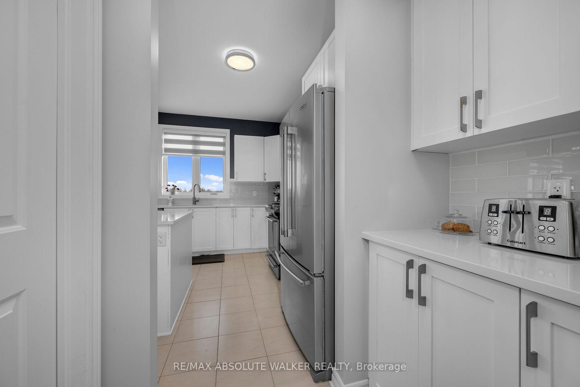 Photo 14 of 415 Hepatica Way, Ottawa, Avalon West — HOMEH