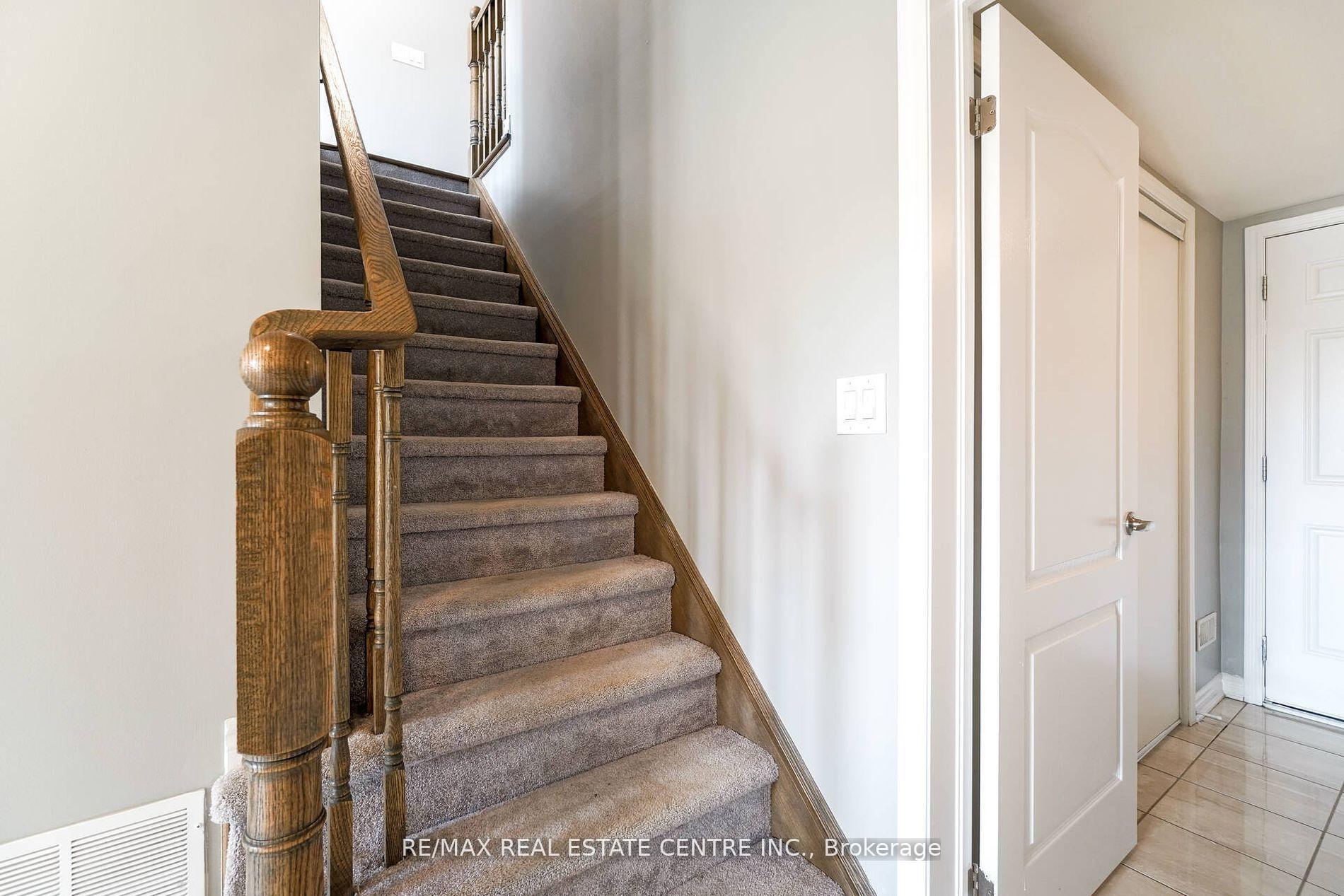 Photo 9 of 2609 Toffee Street, Pickering, Rural Pickering — HOMEH