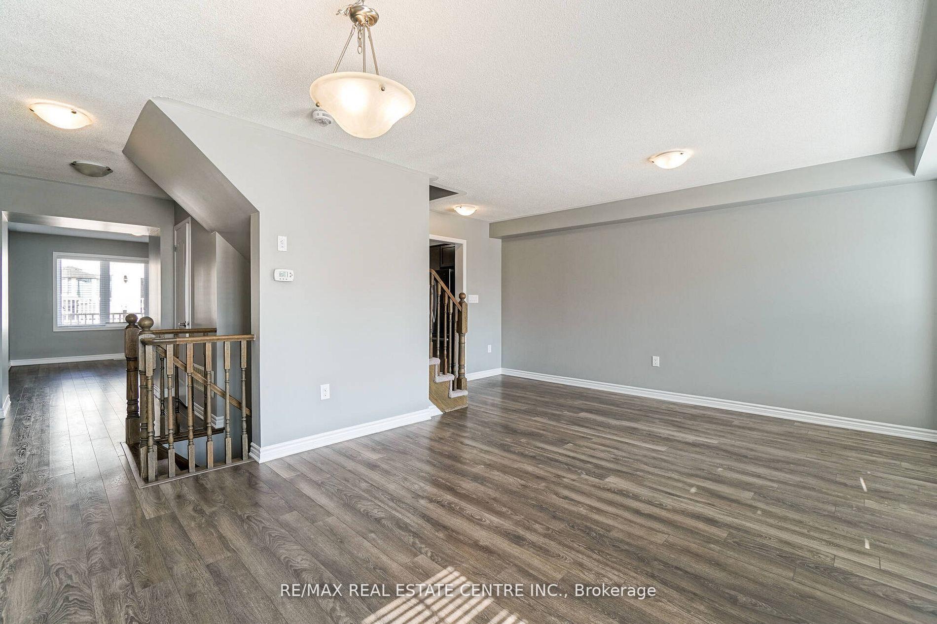 Photo 10 of 2609 Toffee Street, Pickering, Rural Pickering — HOMEH