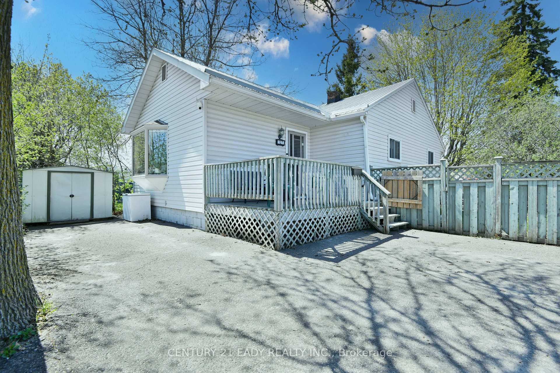 Photo 1 of 127 Cameron Avenue, Renfrew — HOMEH