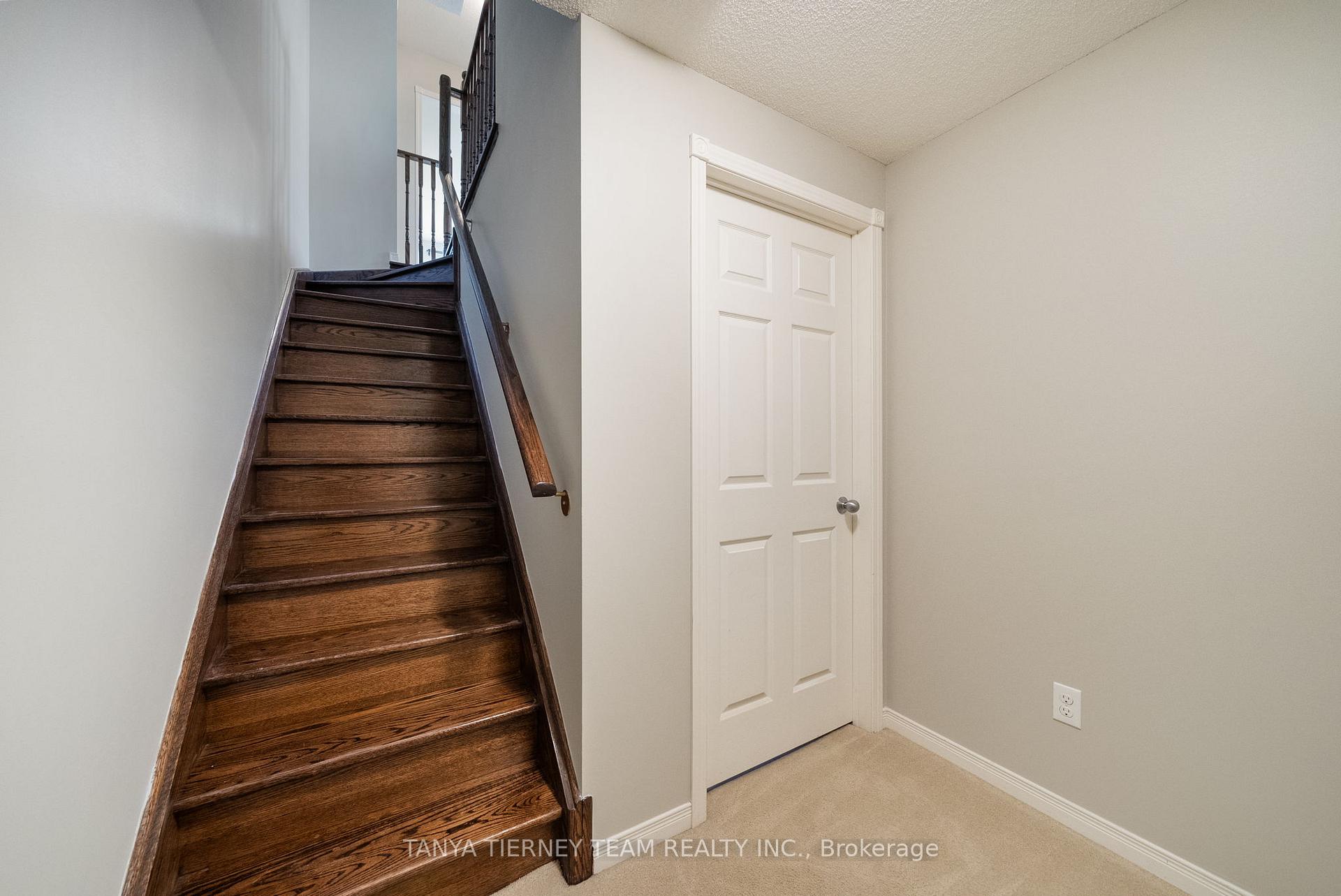 Photo 21 of 1282 Meath Drive, Oshawa, Pinecrest — HOMEH