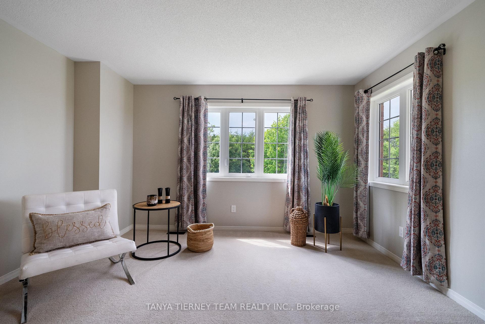 Photo 24 of 1282 Meath Drive, Oshawa, Pinecrest — HOMEH
