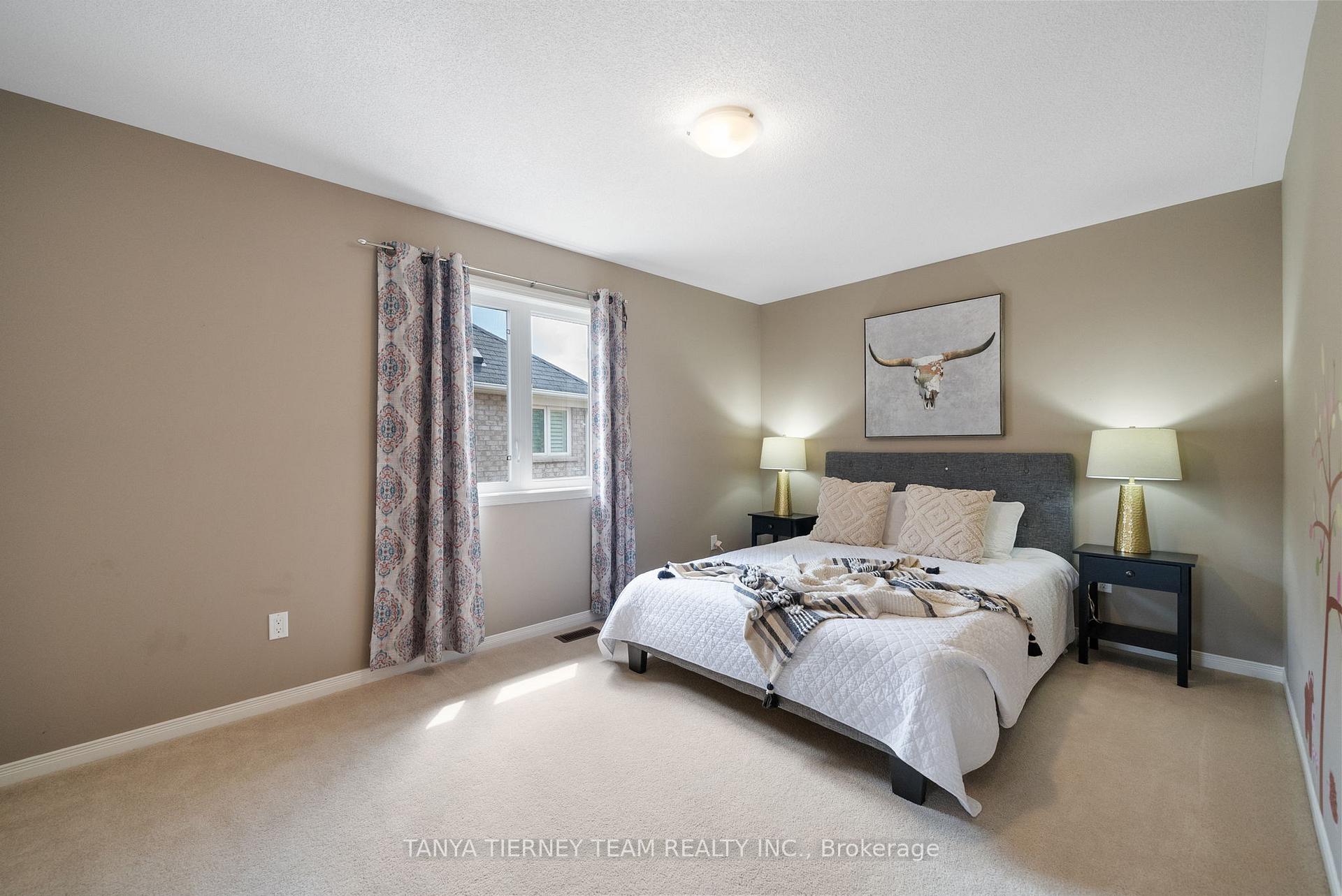 Photo 29 of 1282 Meath Drive, Oshawa, Pinecrest — HOMEH