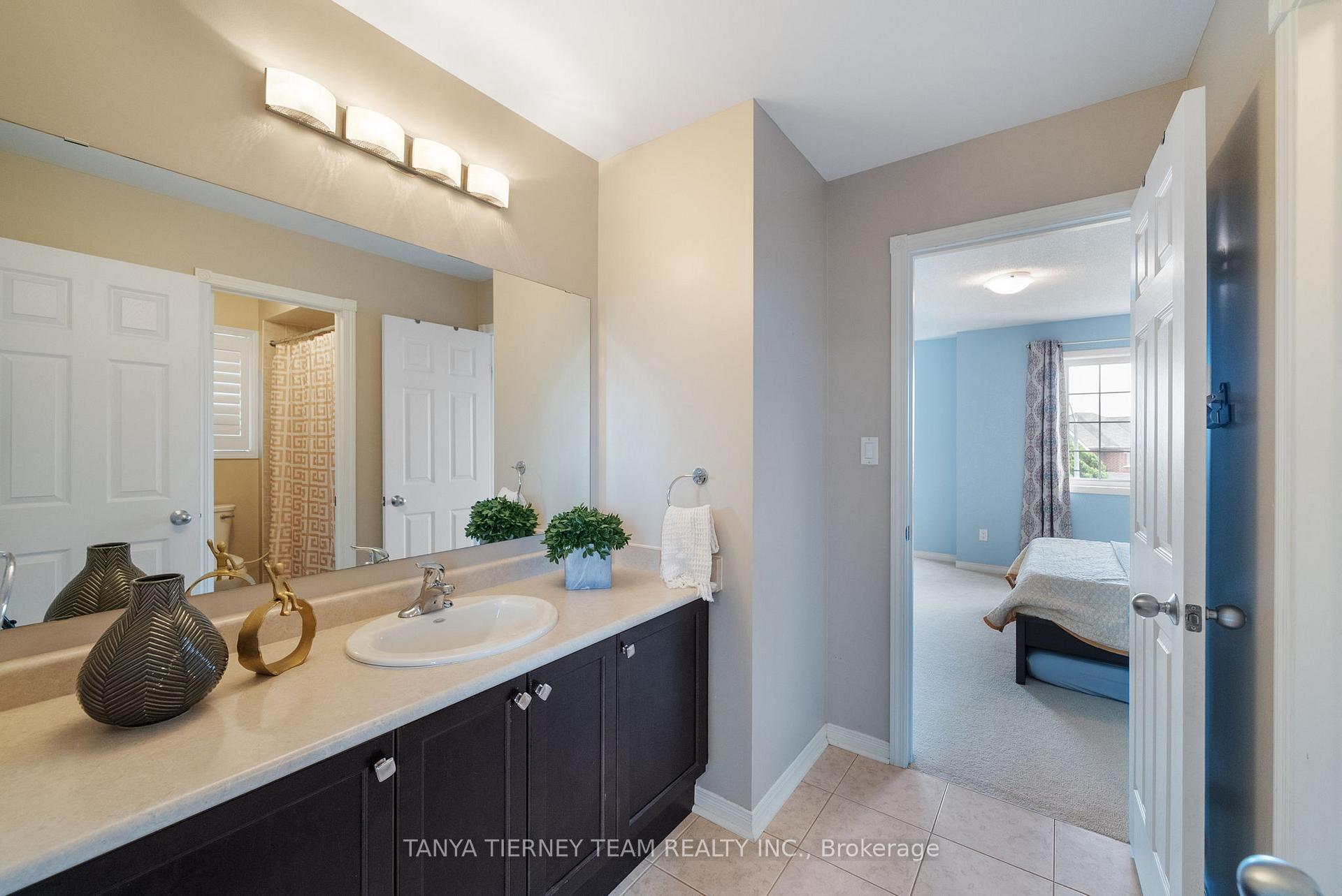 Photo 31 of 1282 Meath Drive, Oshawa, Pinecrest — HOMEH