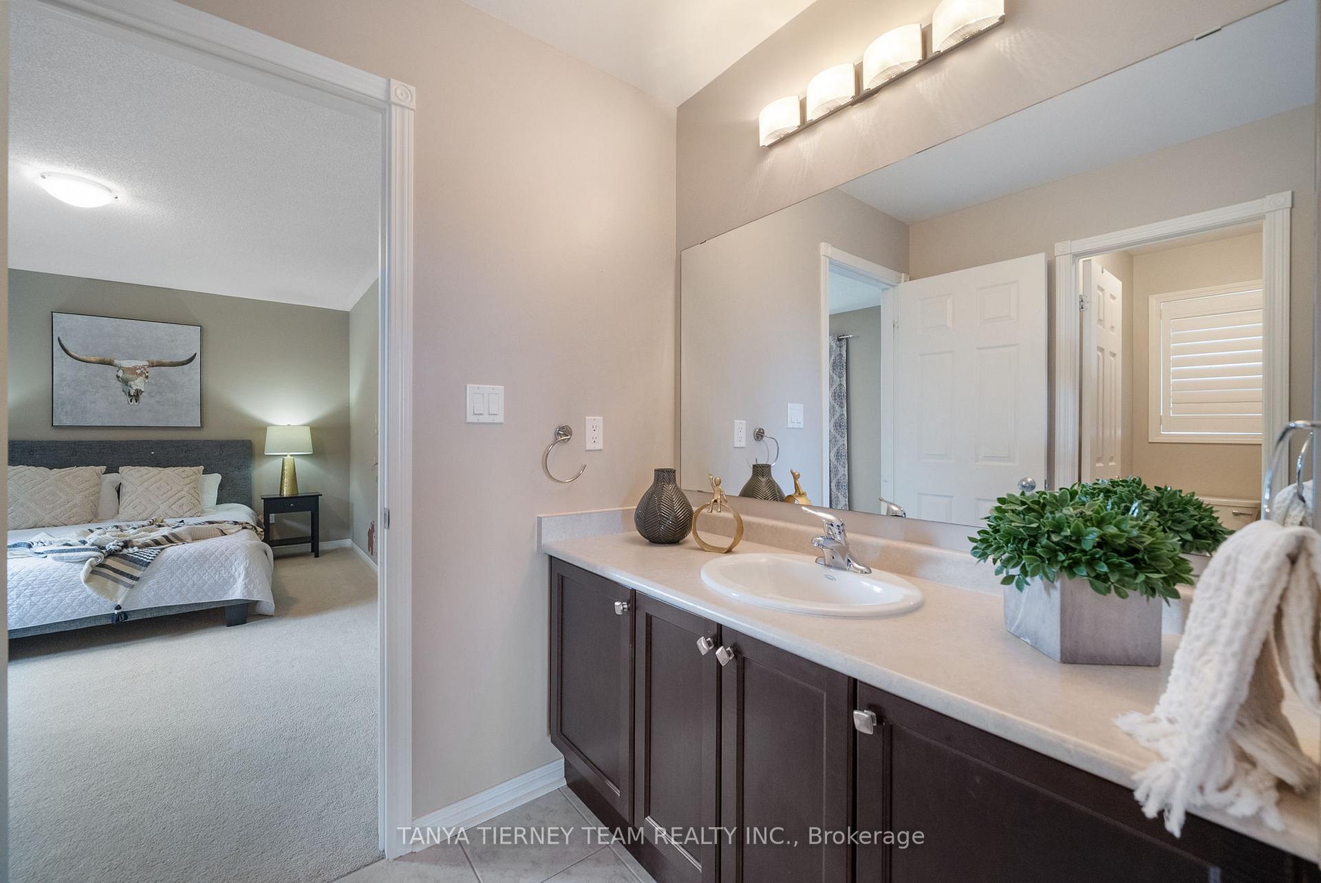 Photo 32 of 1282 Meath Drive, Oshawa, Pinecrest — HOMEH