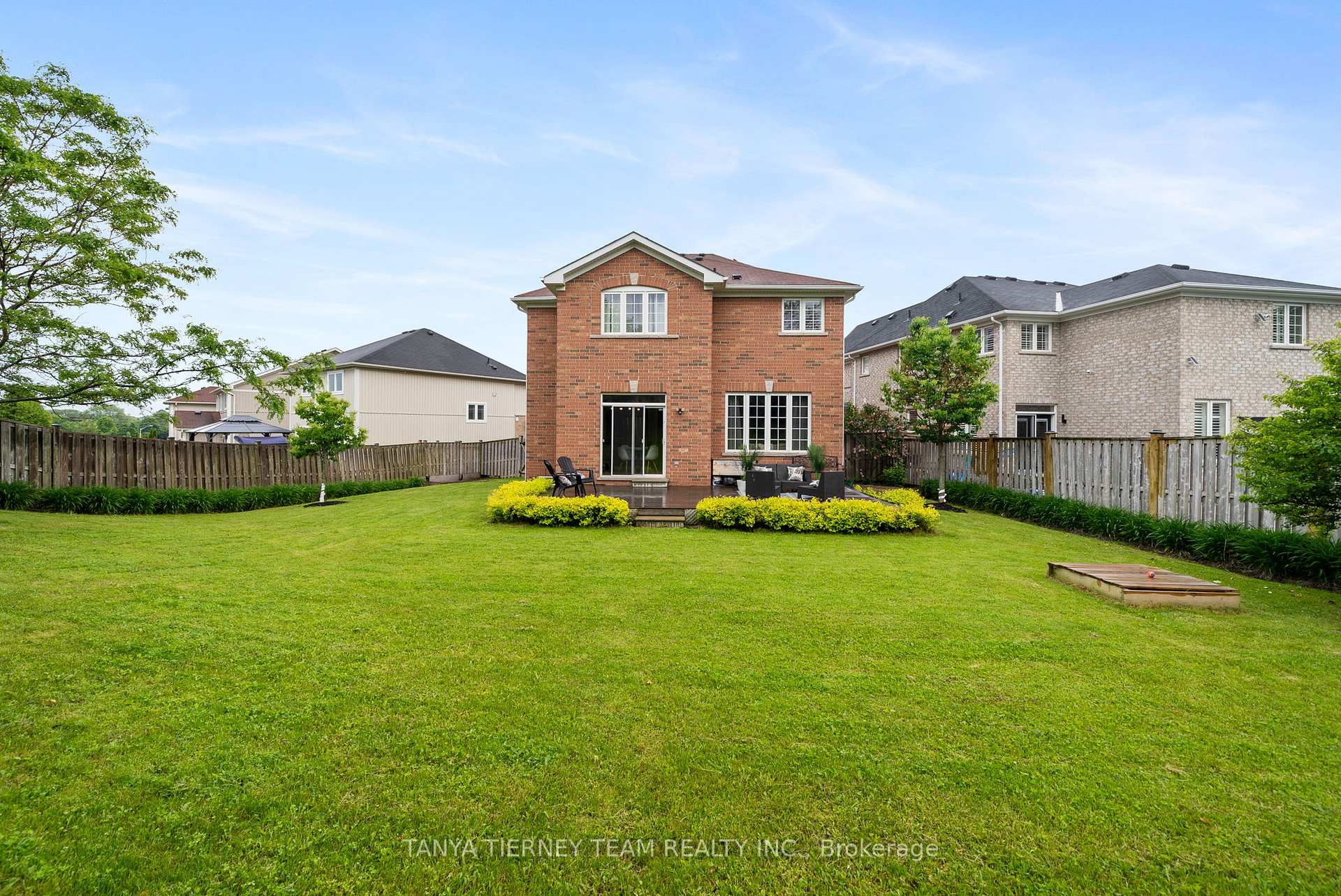 Photo 35 of 1282 Meath Drive, Oshawa, Pinecrest — HOMEH