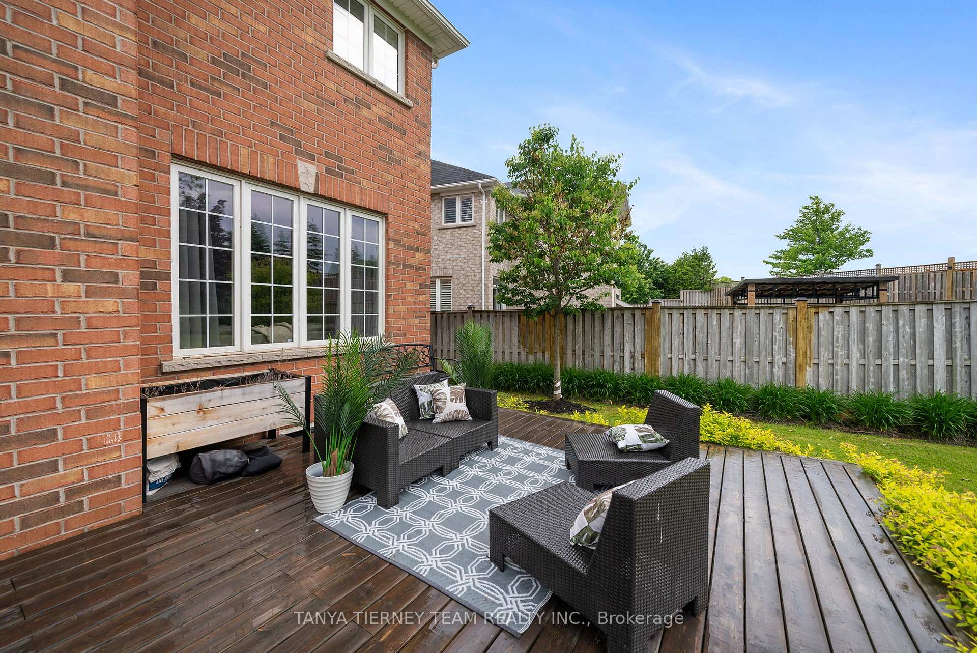 Photo 39 of 1282 Meath Drive, Oshawa, Pinecrest — HOMEH