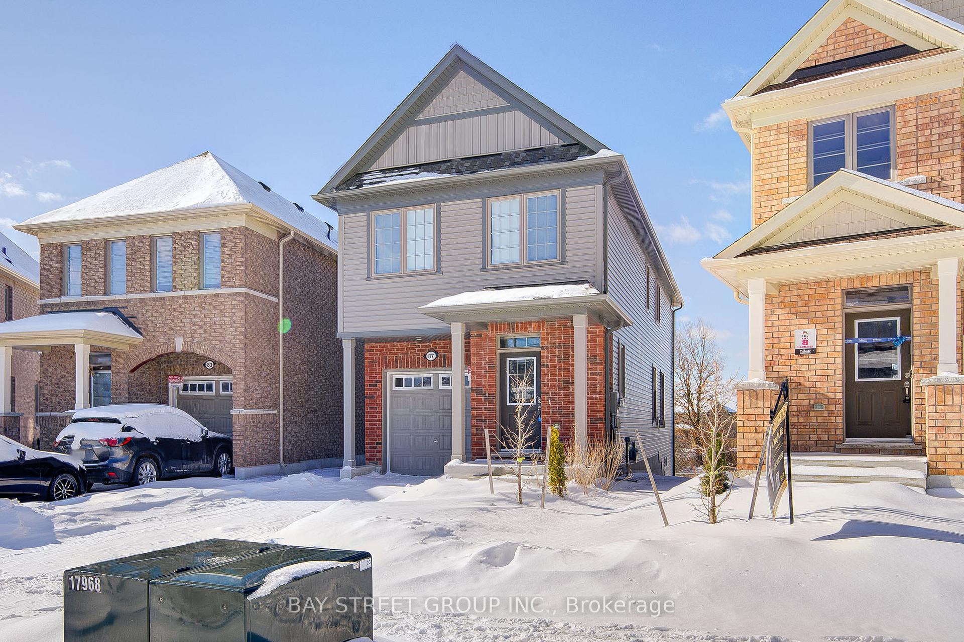 Photo 4 of 87 Bayardo Drive, Oshawa, Windfields — HOMEH