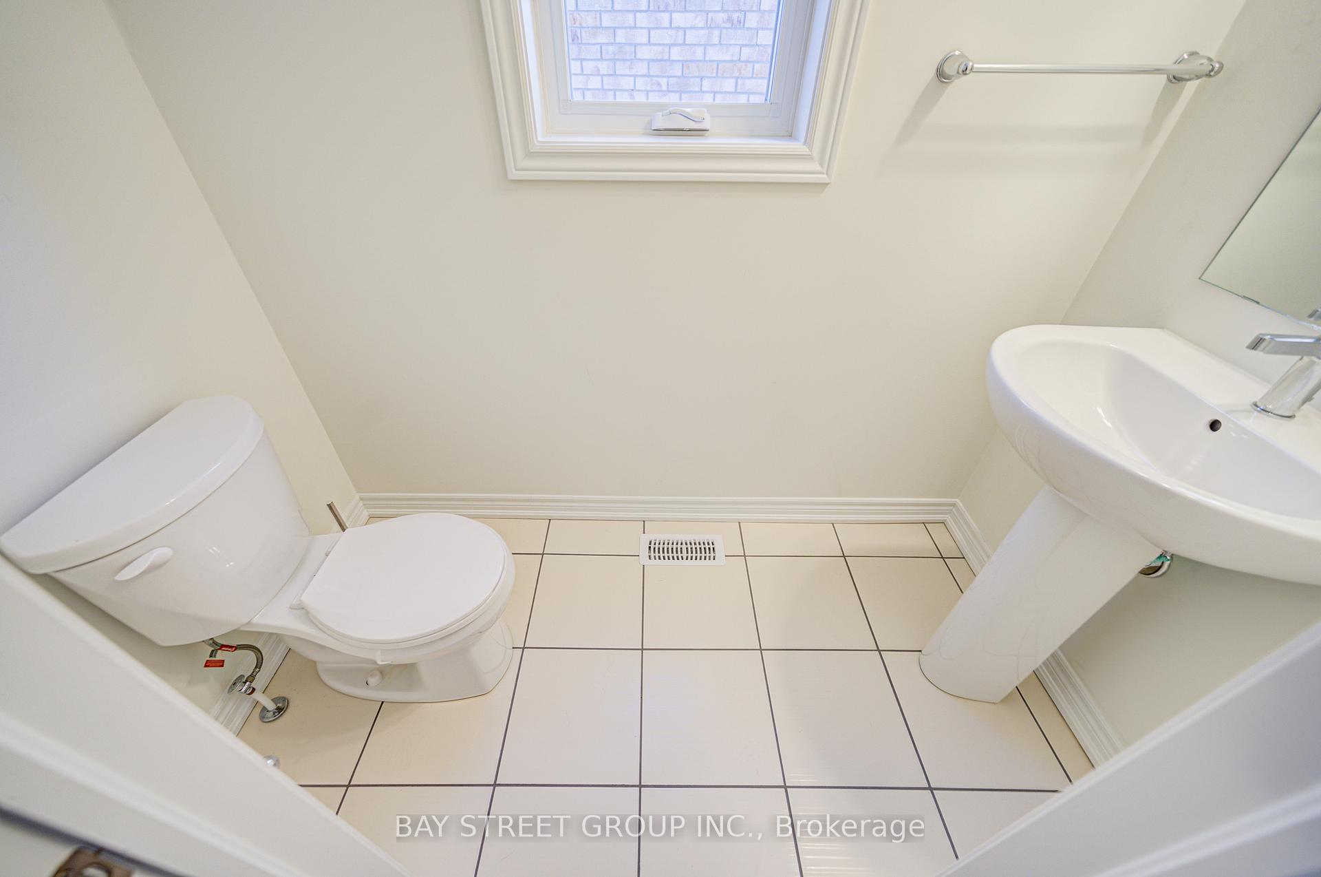 Photo 8 of 87 Bayardo Drive, Oshawa, Windfields — HOMEH