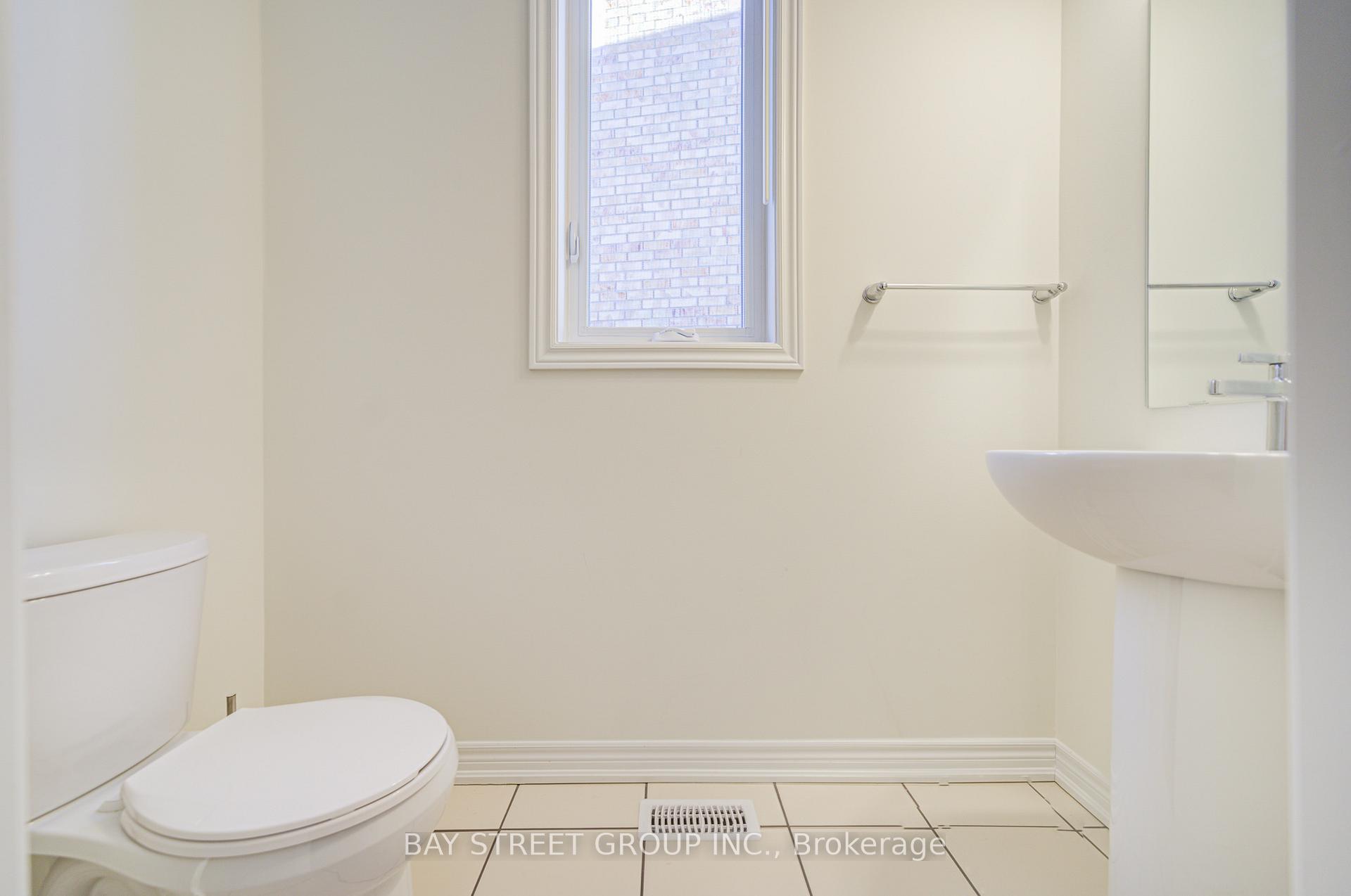 Photo 9 of 87 Bayardo Drive, Oshawa, Windfields — HOMEH