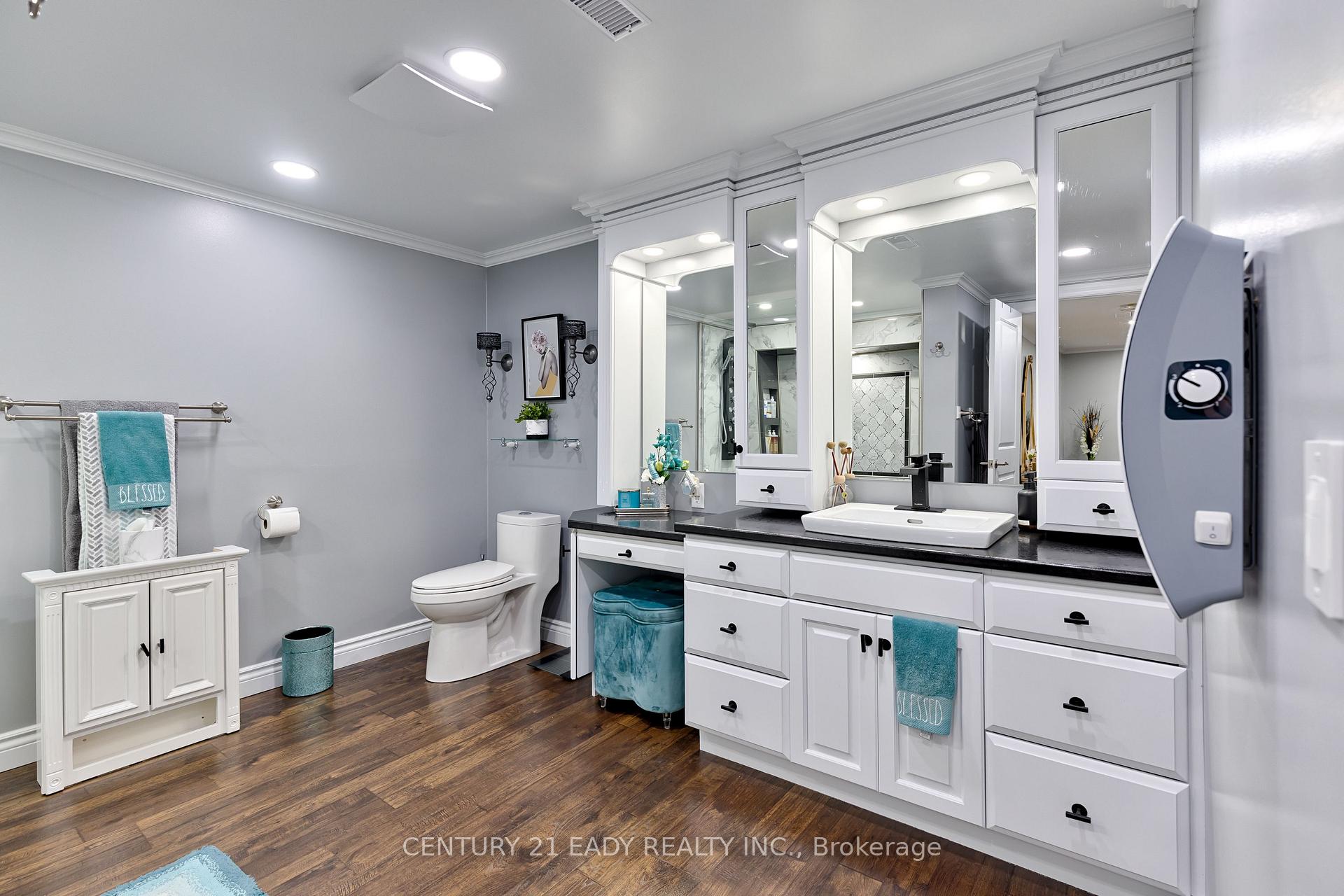 Photo 41 of 201 Wade Avenue, Renfrew — HOMEH
