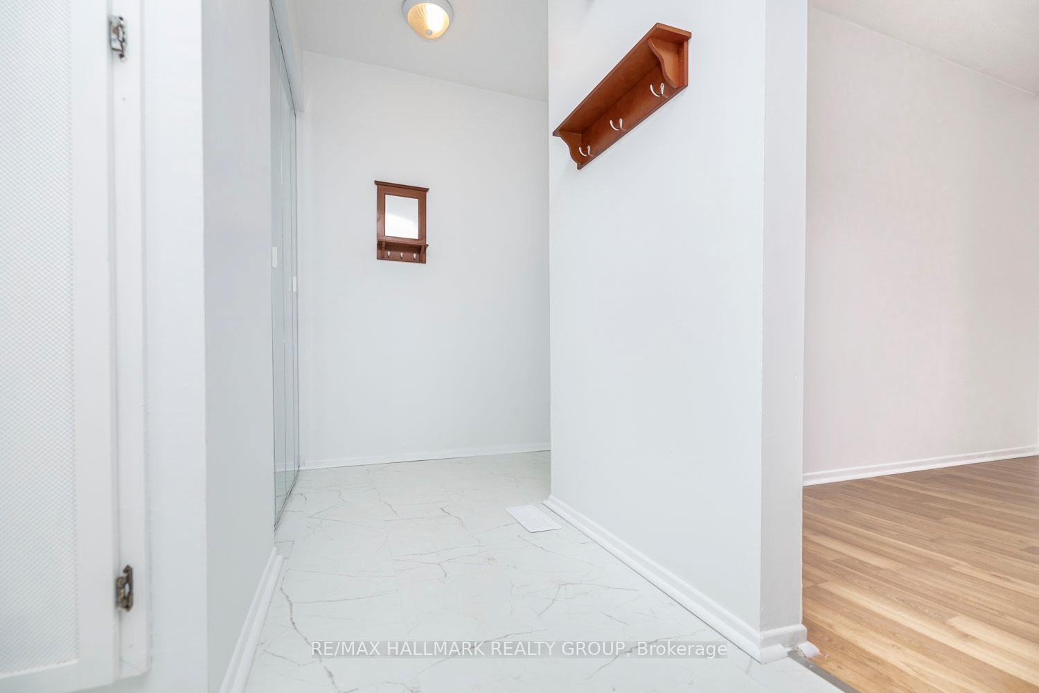 Photo 2 of 908 Borland Drive, Ottawa, Chatelaine Village — HOMEH