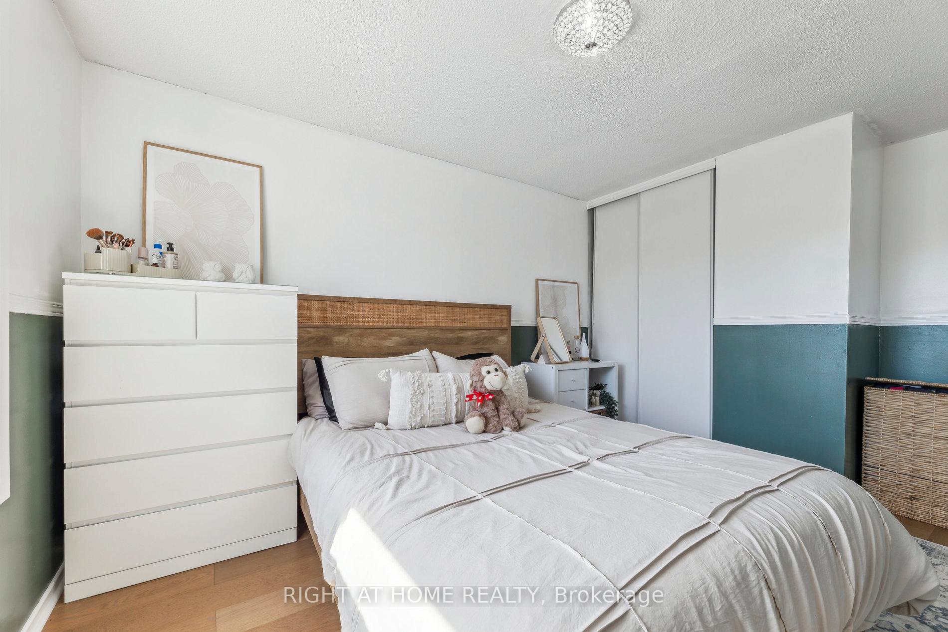 Photo 21 of 1126 Culross Avenue, Pickering, Liverpool — HOMEH