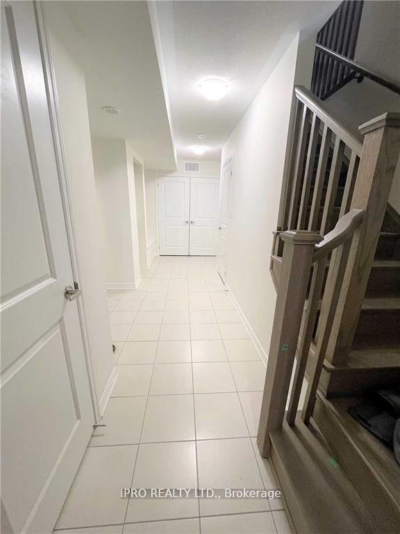 Photo 6 of 3333 Thunderbird Promenade, Pickering, Rural Pickering — HOMEH