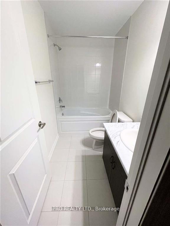 Photo 10 of 3333 Thunderbird Promenade, Pickering, Rural Pickering — HOMEH
