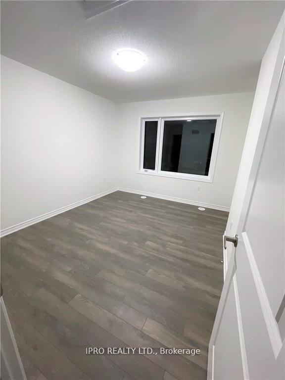 Photo 12 of 3333 Thunderbird Promenade, Pickering, Rural Pickering — HOMEH
