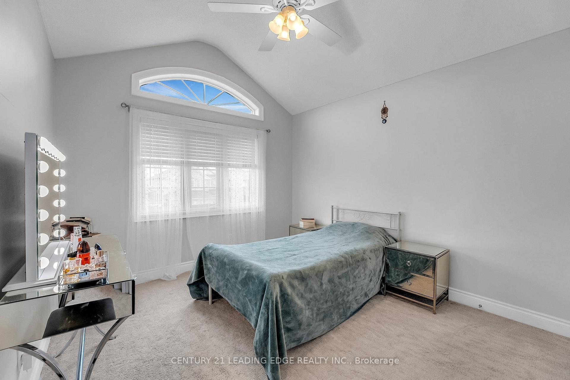 Photo 29 of 984 Coyston Drive, Oshawa, Eastdale — HOMEH